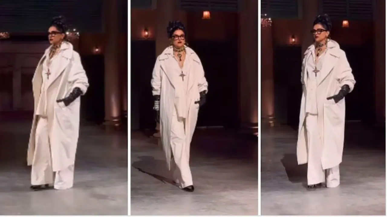 ಫ್ಯಾಷನ್ ಶೋದಲ್ಲಿ ಗುರುತೇ ಸಿಗದಂತಾದ ದೀಪಿಕಾ ಪಡುಕೋಣೆ: ರೇಖಾಗೆ ಹೋಲಿಸಿದ ನೆಟ್ಟಿಗರು ಫ್ಯಾಷನ್ ಶೋದಲ್ಲಿ ಗುರುತೇ ಸಿಗದಂತಾದ ದೀಪಿಕಾ ಪಡುಕೋಣೆ: ರೇಖಾಗೆ ಹೋಲಿಸಿದ ನೆಟ್ಟಿಗರು