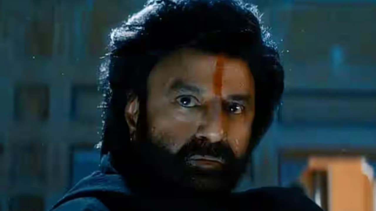 ഇത് എങ്ങനെ സാധിക്കുന്നു ബാലയ്യ?, കളക്ഷൻ നിര്ണായക നേട്ടത്തിനരികെ ഇത് എങ്ങനെ സാധിക്കുന്നു ബാലയ്യ?, കളക്ഷൻ നിര്ണായക നേട്ടത്തിനരികെ