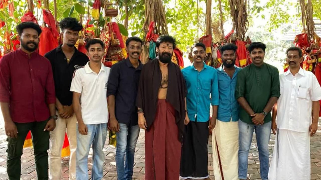 ചക്കുളത്തുകാവിലെ പൂക്കാവടിസംഘം ചൈനയിലേക്ക്; മക്കാവു നഗരത്തിൽ കാർണിവലിൽ ചുവടുവയ്ക്കും ചക്കുളത്തുകാവിലെ പൂക്കാവടിസംഘം ചൈനയിലേക്ക്; മക്കാവു നഗരത്തിൽ കാർണിവലിൽ ചുവടുവയ്ക്കും