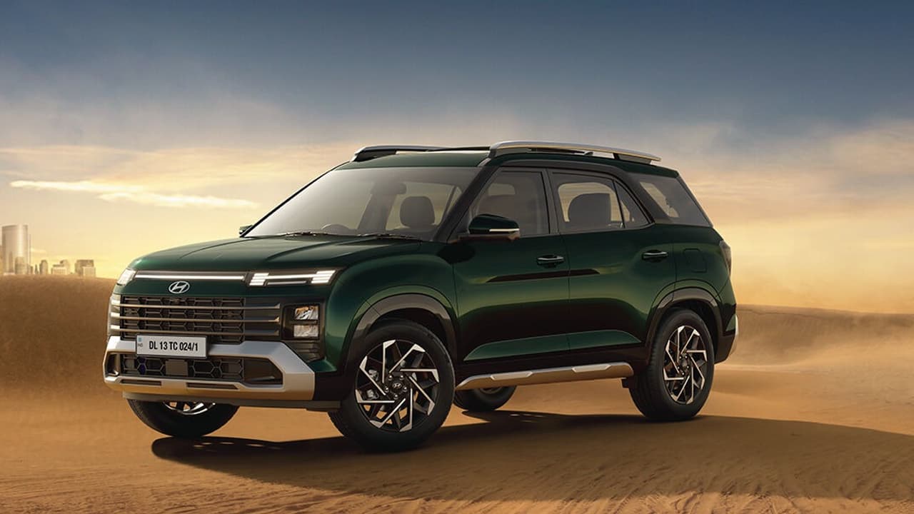 பைக்குக்கே டஃப் கொடுக்கும் மைலேஜ்: ஹைபிரிட் கார்களை களம் இறக்கும் கார் நிறுவனங்கள் பைக்குக்கே டஃப் கொடுக்கும் மைலேஜ்: ஹைபிரிட் கார்களை களம் இறக்கும் கார் நிறுவனங்கள்