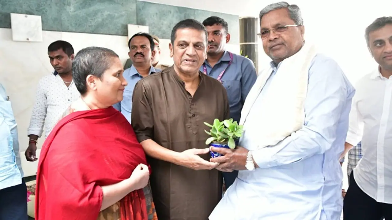 ಕ್ಯಾನ್ಸರ್ ಗೆದ್ದ ಶಿವಣ್ಣನ ಆರೋಗ್ಯ ವಿಚಾರಿಸಿದ ಸಿಎಂ ಸಿದ್ದರಾಮಯ್ಯ