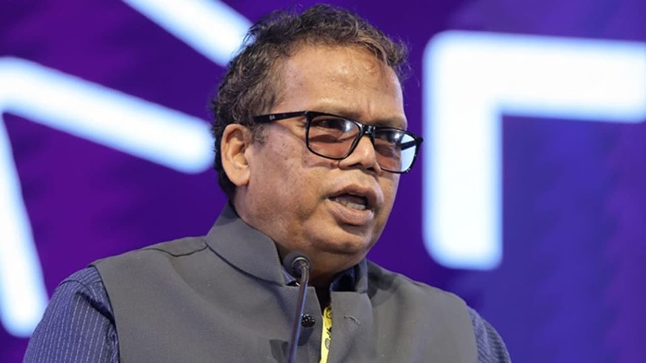 അതിജീവനത്തിന് സുസ്ഥിര വികസനം ആവശ്യമാണെന്ന് ലോക്നാഥ് ബെഹ്റ അതിജീവനത്തിന് സുസ്ഥിര വികസനം ആവശ്യമാണെന്ന് ലോക്നാഥ് ബെഹ്റ