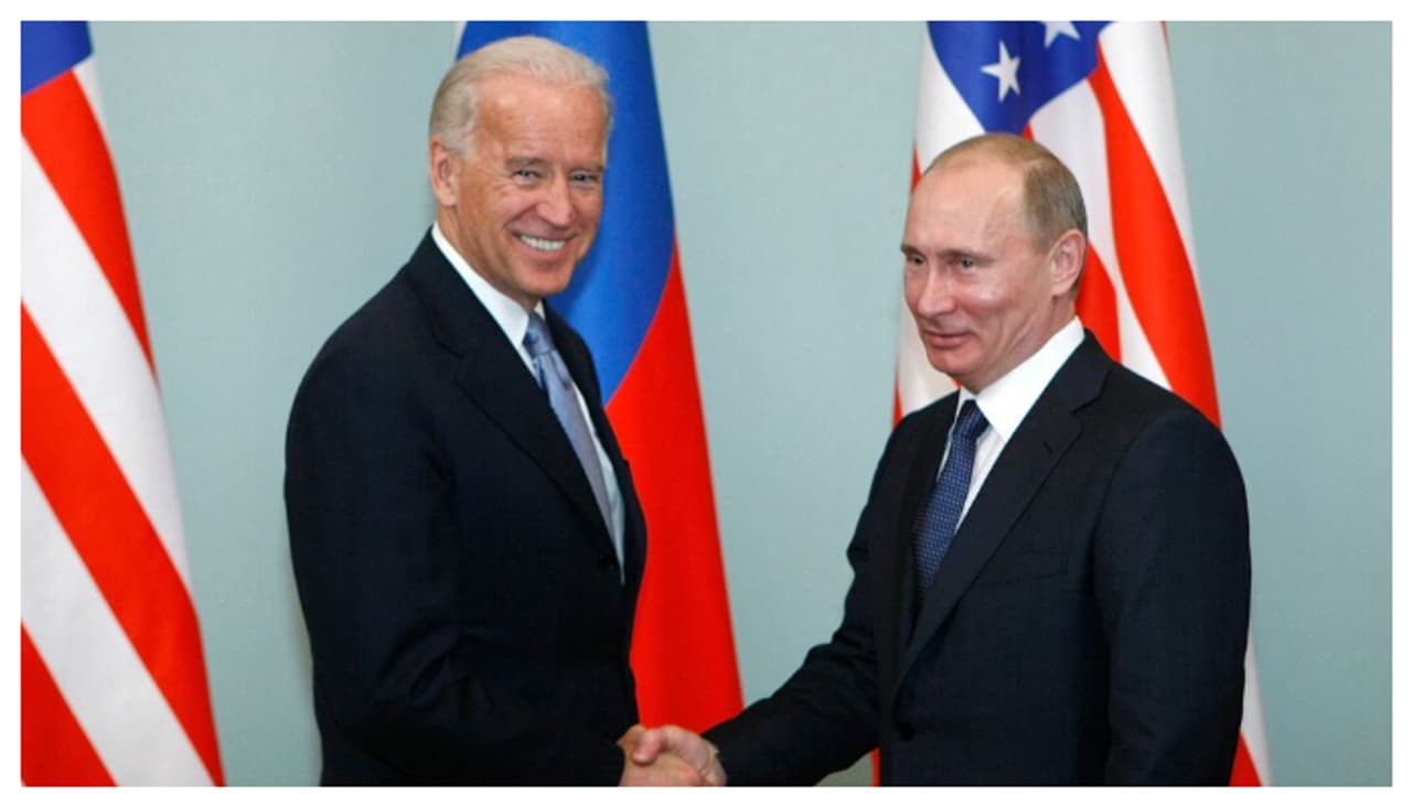 പുടിനെ വധിക്കാന് അമേരിക്ക ശ്രമിച്ചു, വെളിപ്പെടുത്തി മാധ്യമ പ്രവര്ത്തകന്; സുരക്ഷ വര്ധിപ്പിച്ചെന്ന് റഷ്യ പുടിനെ വധിക്കാന് അമേരിക്ക ശ്രമിച്ചു, വെളിപ്പെടുത്തി മാധ്യമ പ്രവര്ത്തകന്; സുരക്ഷ വര്ധിപ്പിച്ചെന്ന് റഷ്യ