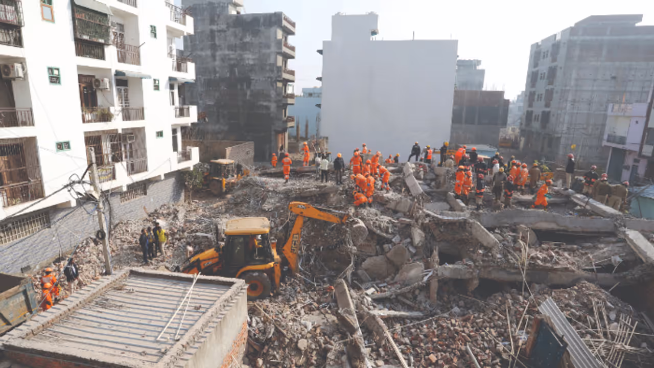 5 dead, 16 injured in Delhi's Burari building collapse; builder arrested