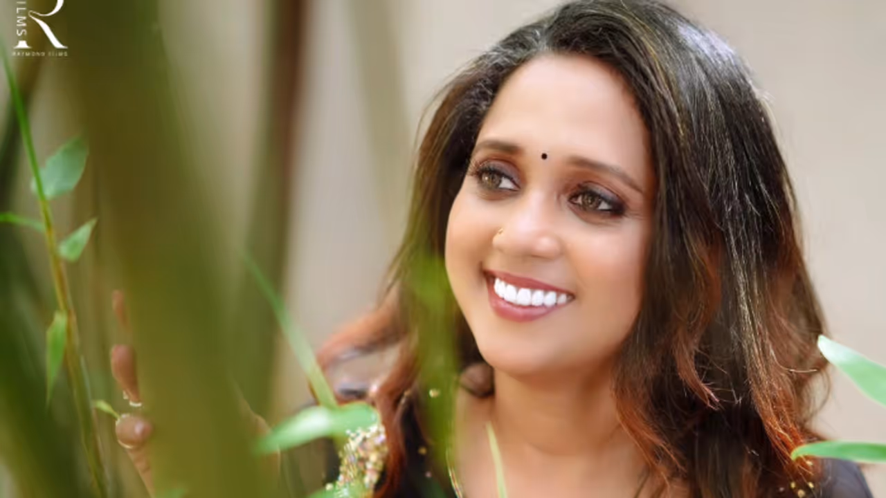 'ഷാൻ ജിയോയുമായി വേർപിരിഞ്ഞു, മോളുടെ വിഷമം മാറ്റാനാണ് നായ്ക്കുട്ടിയെ വാങ്ങിയത്'; ആൻമരിയ പറയുന്നു