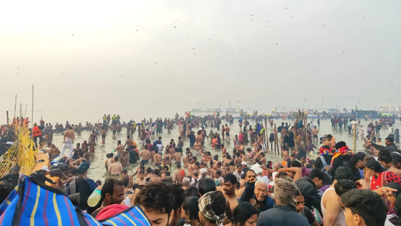 ಕುಂಭ ಮೇಳದಲ್ಲಿ ಭಕ್ತರ ಉತ್ಸಾಹ; ಸಿಎಂ ಯೋಗಿ ಆಡಳಿತಕ್ಕೆ ಭಾರೀ ಮಚ್ಚುಗೆ