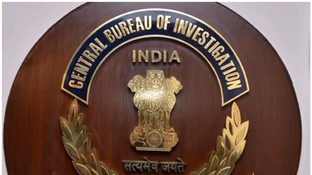 അക്രഡിറ്റേഷന് കൈക്കൂലി; നാക് ഇൻസ്പെക്ഷൻ കമ്മിറ്റി ചെയർമാനെ ഉൾപ്പെടെ അറസ്റ്റ് ചെയ്ത് സിബിഐ അക്രഡിറ്റേഷന് കൈക്കൂലി; നാക് ഇൻസ്പെക്ഷൻ കമ്മിറ്റി ചെയർമാനെ ഉൾപ്പെടെ അറസ്റ്റ് ചെയ്ത് സിബിഐ