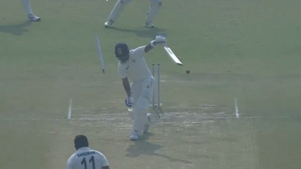 ರಣಜಿ ಕಮ್‌ಬ್ಯಾಕ್ ಪಂದ್ಯದಲ್ಲಿ ವಿರಾಟ್ ಕೊಹ್ಲಿಗೆ ಮುಖಭಂಗ; ಒಂದಂಕಿ ಮೊತ್ತಕ್ಕೆ ಔಟ್! ವಿಡಿಯೋ ವೈರಲ್