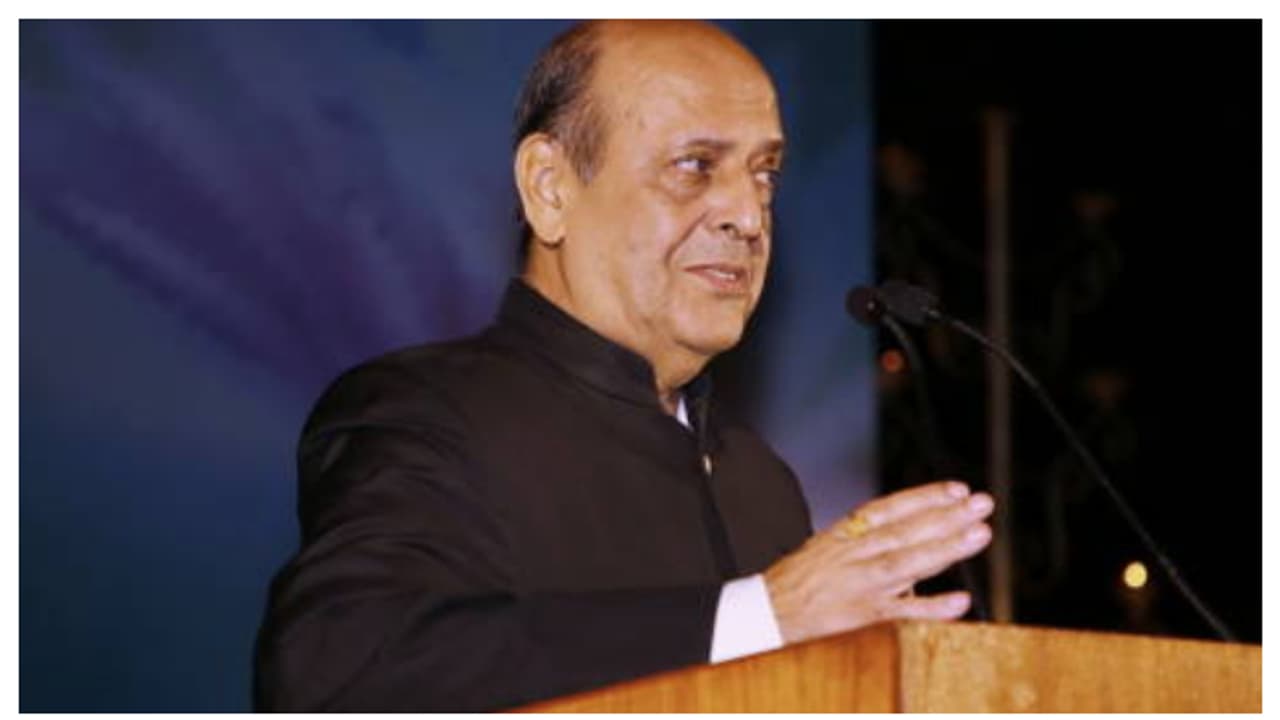 മുൻ ചീഫ് ഇലക്ഷൻ കമ്മീഷണർ നവിൻ ചൗള അന്തരിച്ചു മുൻ ചീഫ് ഇലക്ഷൻ കമ്മീഷണർ നവിൻ ചൗള അന്തരിച്ചു