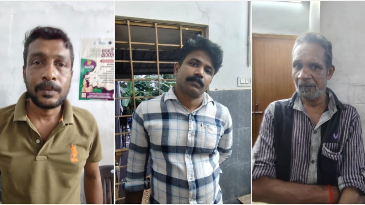 വിവിധ കേസുകളില് ജാമ്യമെടുത്ത് മുങ്ങിയ മൂന്ന് പേര് ഒരേ ദിവസം പിടിയിൽ; കോടതിയില് ഹാജരാക്കി റിമാന്റ് ചെയ്തു വിവിധ കേസുകളില് ജാമ്യമെടുത്ത് മുങ്ങിയ മൂന്ന് പേര് ഒരേ ദിവസം പിടിയിൽ; കോടതിയില് ഹാജരാക്കി റിമാന്റ് ചെയ്തു