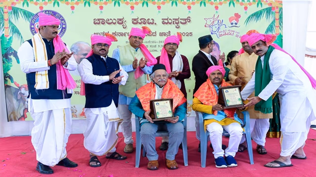 ಧಾರವಾಡ: ಮಸ್ಕತ್ನಲ್ಲಿ ಉತ್ತರ ಕರ್ನಾಟಕ ಶೈಲಿಯ ಜನಪದ ಜಾತ್ರೆ! ಧಾರವಾಡ: ಮಸ್ಕತ್ನಲ್ಲಿ ಉತ್ತರ ಕರ್ನಾಟಕ ಶೈಲಿಯ ಜನಪದ ಜಾತ್ರೆ!