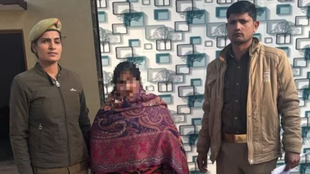 വീട്ടിൽ വെച്ച് ലൈംഗിക ബന്ധത്തിനിടെ 32കാരി യുവാവിനെ ശ്വാസം മുട്ടിച്ച് കൊന്നു; നിവൃത്തിയില്ലാതെ ചെയ്തതെന്ന് മൊഴി വീട്ടിൽ വെച്ച് ലൈംഗിക ബന്ധത്തിനിടെ 32കാരി യുവാവിനെ ശ്വാസം മുട്ടിച്ച് കൊന്നു; നിവൃത്തിയില്ലാതെ ചെയ്തതെന്ന് മൊഴി