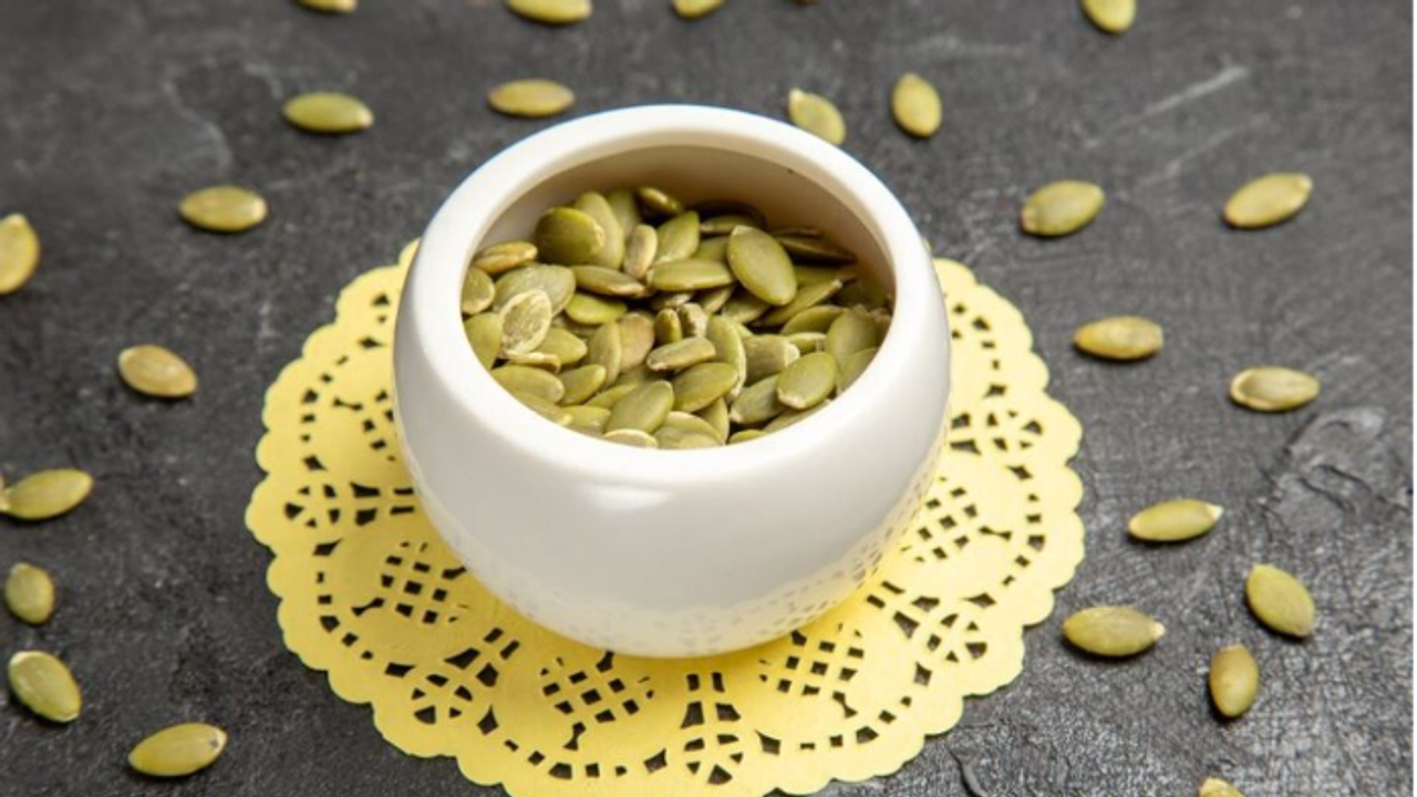 8 Powerful Reasons to Eat Pumpkin Seeds Every Day 8 Powerful Reasons to Eat Pumpkin Seeds Every Day
