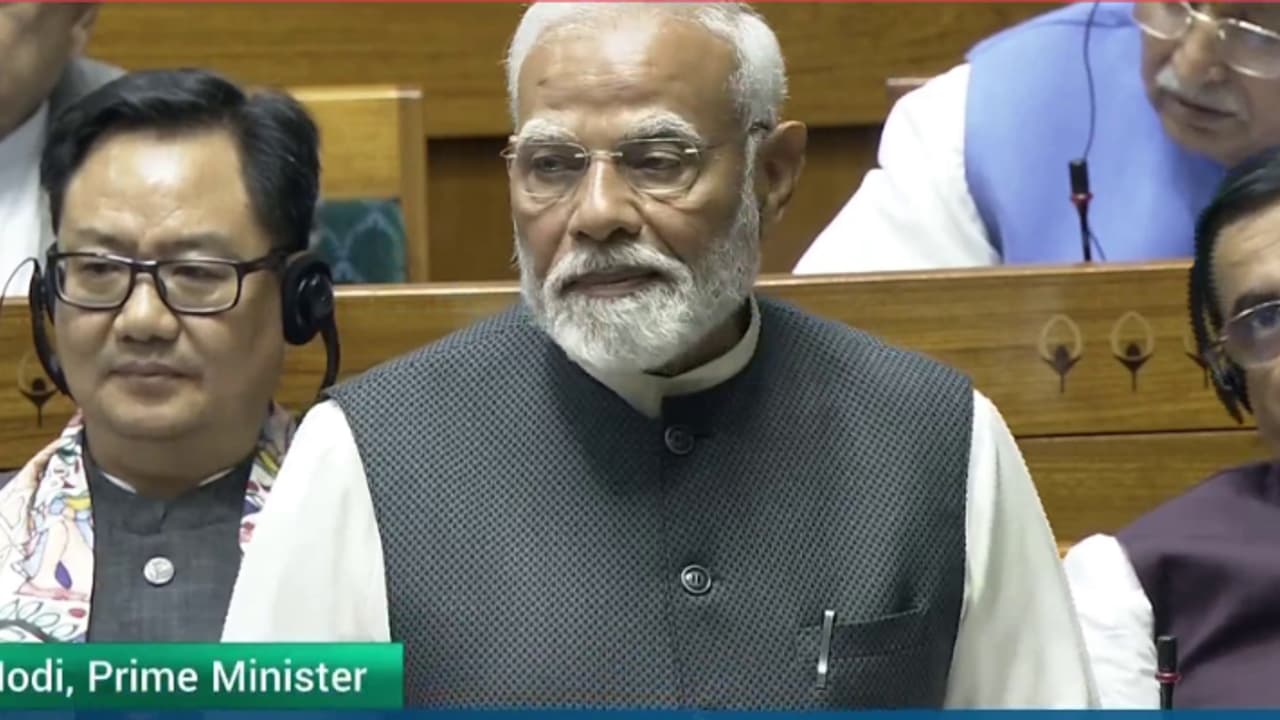 25 കോടി ജനങ്ങളെ ദാരിദ്ര്യത്തിൽ നിന്ന് കരകയറ്റി; നന്ദി പ്രമേയ ചര്ച്ചയ്ക്ക് മറുപടിയുമായി പ്രധാനമന്ത്രി 25 കോടി ജനങ്ങളെ ദാരിദ്ര്യത്തിൽ നിന്ന് കരകയറ്റി; നന്ദി പ്രമേയ ചര്ച്ചയ്ക്ക് മറുപടിയുമായി പ്രധാനമന്ത്രി