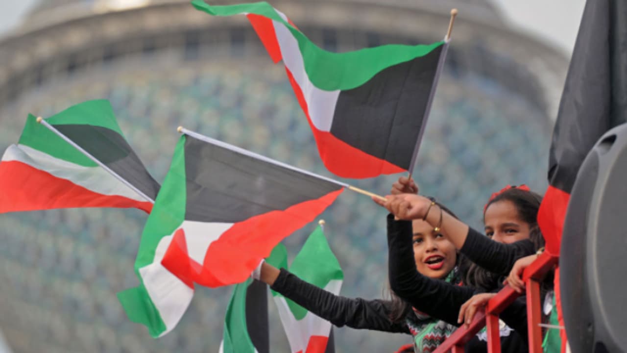 കുവൈറ്റ് ദേശീയ ദിനത്തിന് അഞ്ച് ദിവസത്തെ അവധി കുവൈറ്റ് ദേശീയ ദിനത്തിന് അഞ്ച് ദിവസത്തെ അവധി