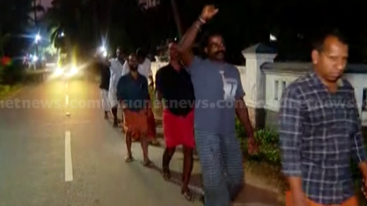 വീണ്ടും വിമതർ തെരുവിൽ; സിപിഎമ്മിന് തലവേദനയായി വീണ്ടും വടകര; മുദ്രാവാക്യം മുഴക്കി ശക്തികേന്ദ്രത്തിൽ പ്രകടനം