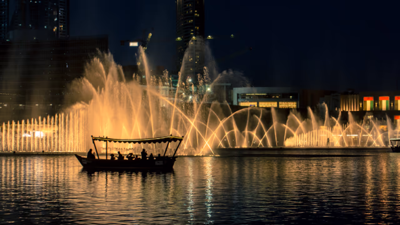 ദുബായ് ഫൗണ്ടൻ അഞ്ച് മാസത്തേക്ക് അടച്ചിടും ദുബായ് ഫൗണ്ടൻ അഞ്ച് മാസത്തേക്ക് അടച്ചിടും