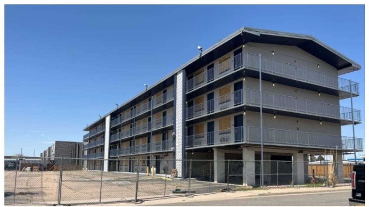 അമേരിക്കയിൽ 96 മുറികളുള്ള മോട്ടൽ വെറും 875 രൂപയ്ക്ക് വില്പനയ്ക്ക്! പക്ഷേ, ഒരു നിബന്ധനയുണ്ട് അമേരിക്കയിൽ 96 മുറികളുള്ള മോട്ടൽ വെറും 875 രൂപയ്ക്ക് വില്പനയ്ക്ക്! പക്ഷേ, ഒരു നിബന്ധനയുണ്ട്