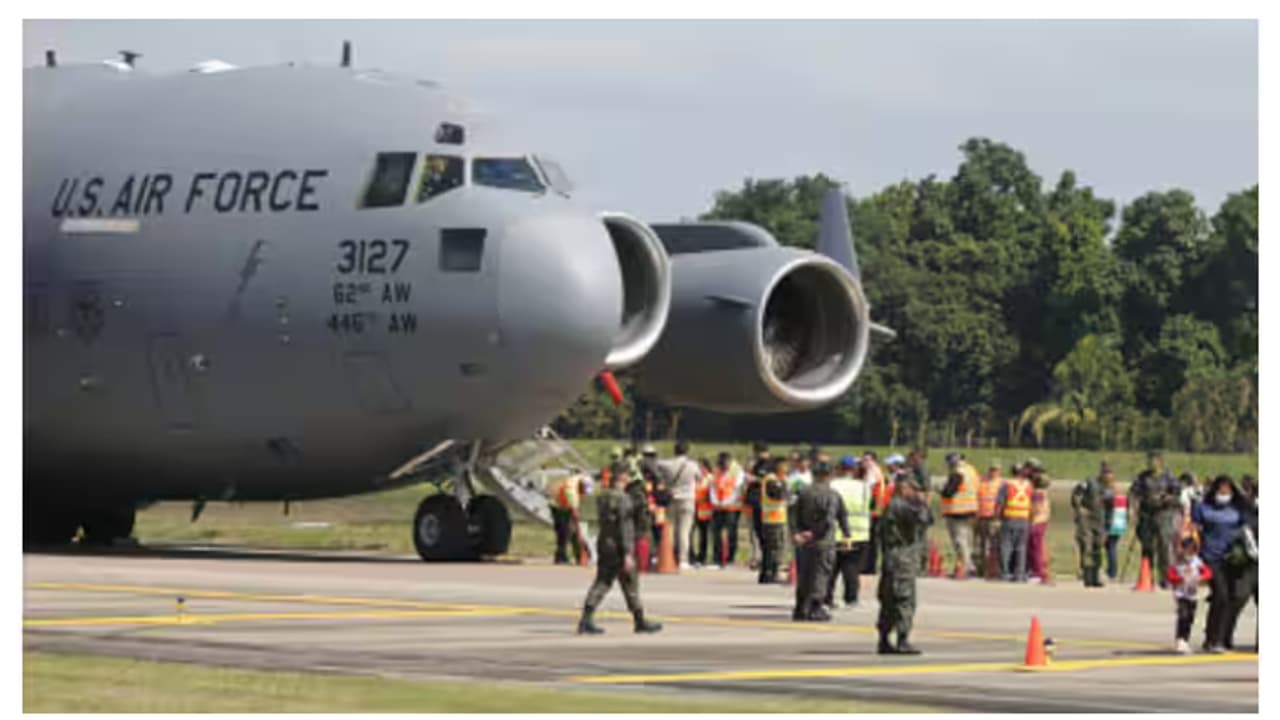 അമേരിക്ക നാടുകടത്തിയവരിൽ 6 വർഷമായി താമസിക്കുന്ന ഇന്ത്യൻ കുടുംബവും; ഭൂരിഭാഗവും കഴിഞ്ഞ 2 മാസത്തിൽ കുടിയേറിയവർ അമേരിക്ക നാടുകടത്തിയവരിൽ 6 വർഷമായി താമസിക്കുന്ന ഇന്ത്യൻ കുടുംബവും; ഭൂരിഭാഗവും കഴിഞ്ഞ 2 മാസത്തിൽ കുടിയേറിയവർ