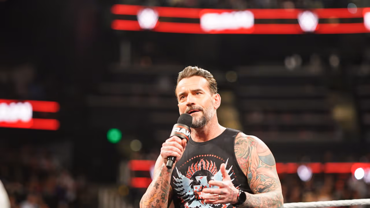 WWE: 5 Longest Reigning Champions Who Dominated the Industry WWE: 5 Longest Reigning Champions Who Dominated the Industry