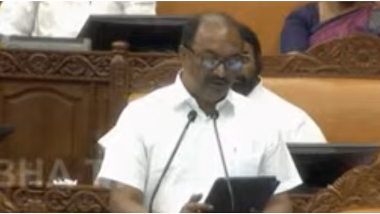 കേരളത്തിന്റെ ധന ഞെരുക്കത്തിന് കാരണം കേന്ദ്രസർക്കാർ; കിഫ്‌ബി വായ്പ കടമായി കണക്കാക്കുകയാണെന്ന് ധനമന്ത്രി