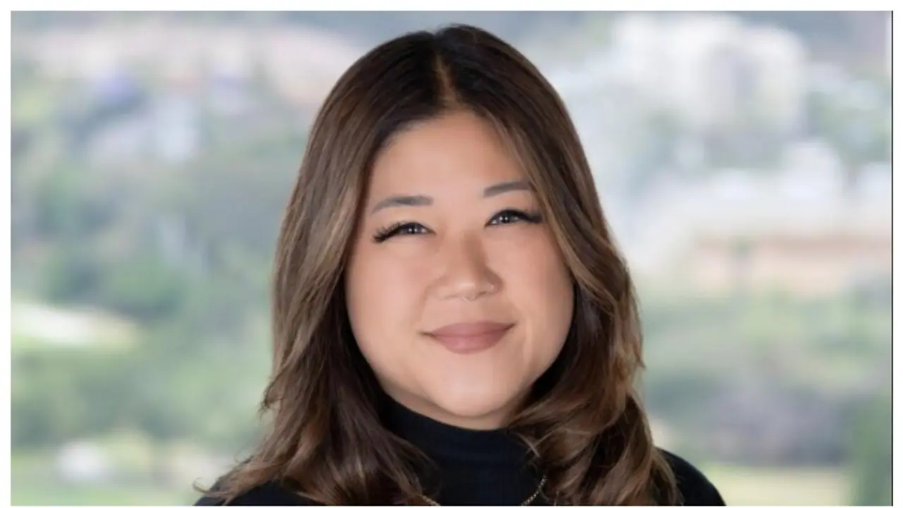 അന്ന് ടീച്ചർ ഓഫ് ദി ഇയർ, ഇന്ന് 11 ഉം12 ഉം വയസുള്ള സ്വന്തം വിദ്യാർഥികളെ പീഡിപ്പിച്ച അധ്യാപിക; കേസ്, അറസ്റ്റ് 