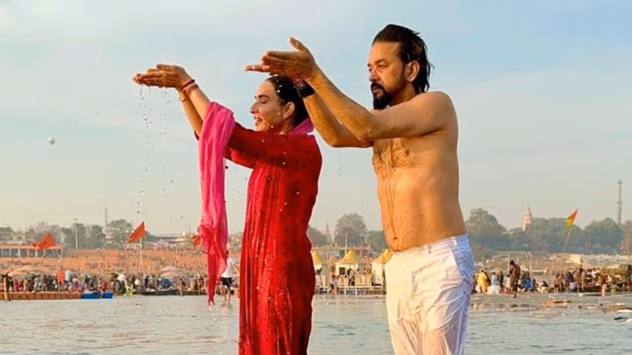 Mahakumbh 2025: MP Anurag Thakur and wife take holy dip in Sangam, call it ‘divine and grand’ Mahakumbh 2025: MP Anurag Thakur and wife take holy dip in Sangam, call it ‘divine and grand’