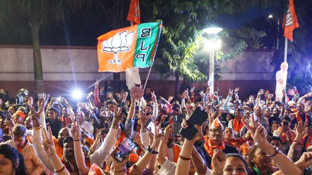 ದೆಹಲಿ ಸಂಭಾವ್ಯ ಸಿಎಂ ಅಭ್ಯರ್ಥಿಗಳ ಕಿರು ಪರಿಚಯ ದೆಹಲಿ ಸಂಭಾವ್ಯ ಸಿಎಂ ಅಭ್ಯರ್ಥಿಗಳ ಕಿರು ಪರಿಚಯ