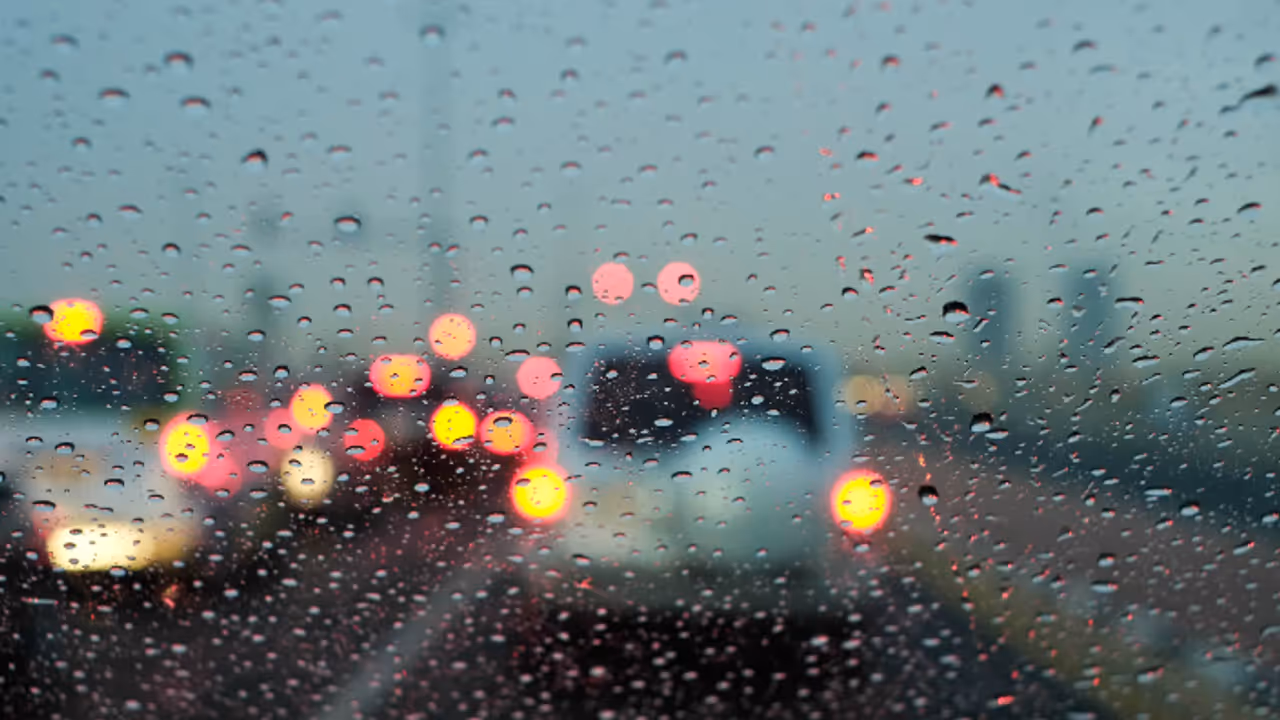 കൊടും ചൂടല്ലേ! ഒന്ന് തണുപ്പിക്കാൻ മഴയെത്തുന്നു, കേരളത്തിൽ ആശ്വാസ പ്രവചനവുമായി കാലാവസ്ഥാ വകുപ്പ്