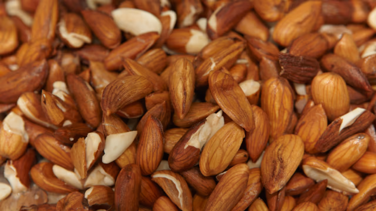 ബദാമിനൊപ്പം കഴിക്കാന് പാടില്ലാത്ത ഭക്ഷണങ്ങള് ബദാമിനൊപ്പം കഴിക്കാന് പാടില്ലാത്ത ഭക്ഷണങ്ങള്