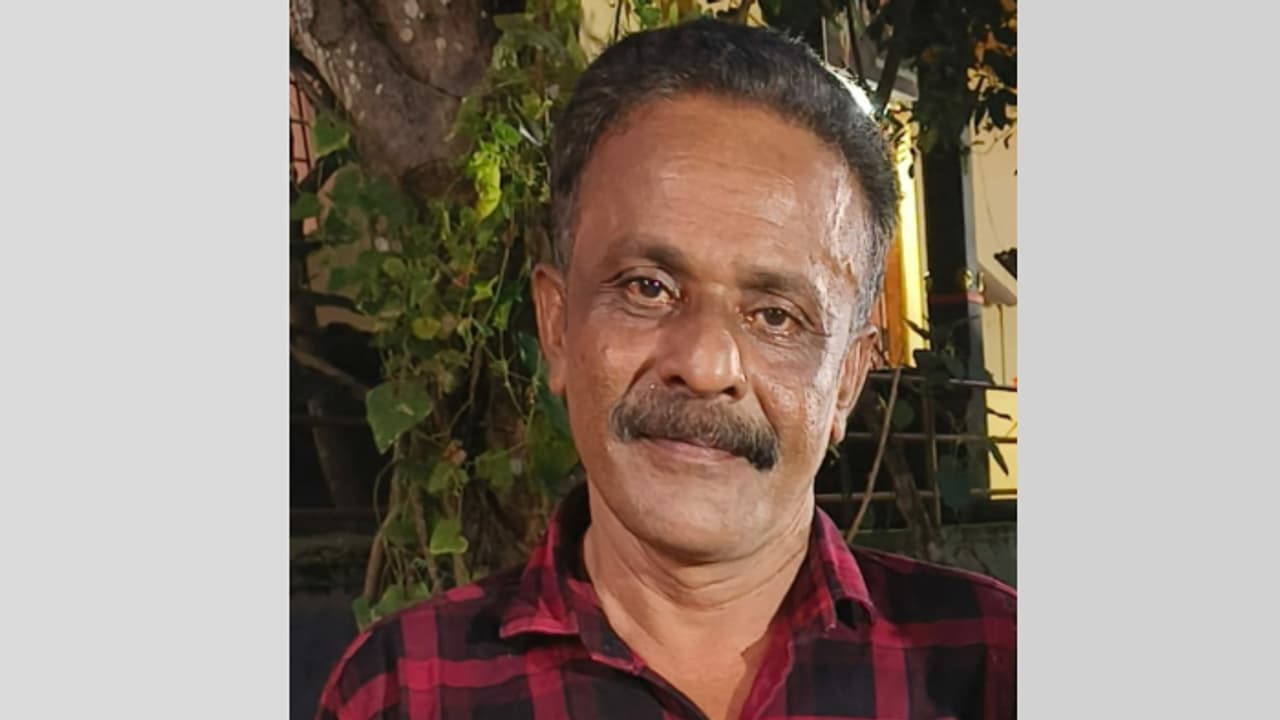 രാവിലെ വീട്ടിൽ നിന്ന് ഓട്ടോയുമായി ഇറങ്ങിയ ഡ്രൈവറെ കാണാതായി; തെരച്ചിലിൽ വെള്ളായണി കായലിൽ മൃതദേഹം രാവിലെ വീട്ടിൽ നിന്ന് ഓട്ടോയുമായി ഇറങ്ങിയ ഡ്രൈവറെ കാണാതായി; തെരച്ചിലിൽ വെള്ളായണി കായലിൽ മൃതദേഹം