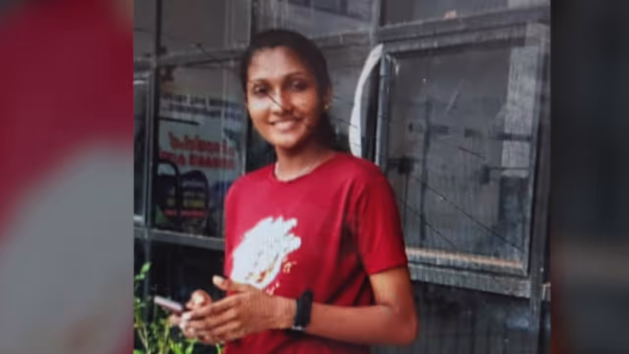 പത്തനംതിട്ടയിൽ അഗ്നിവീർ കോഴ്‌‍സ് വിദ്യാർത്ഥിനി മരിച്ച നിലയിൽ; അധ്യാപകനെതിരെ ആരോപണവുമായി അമ്മ