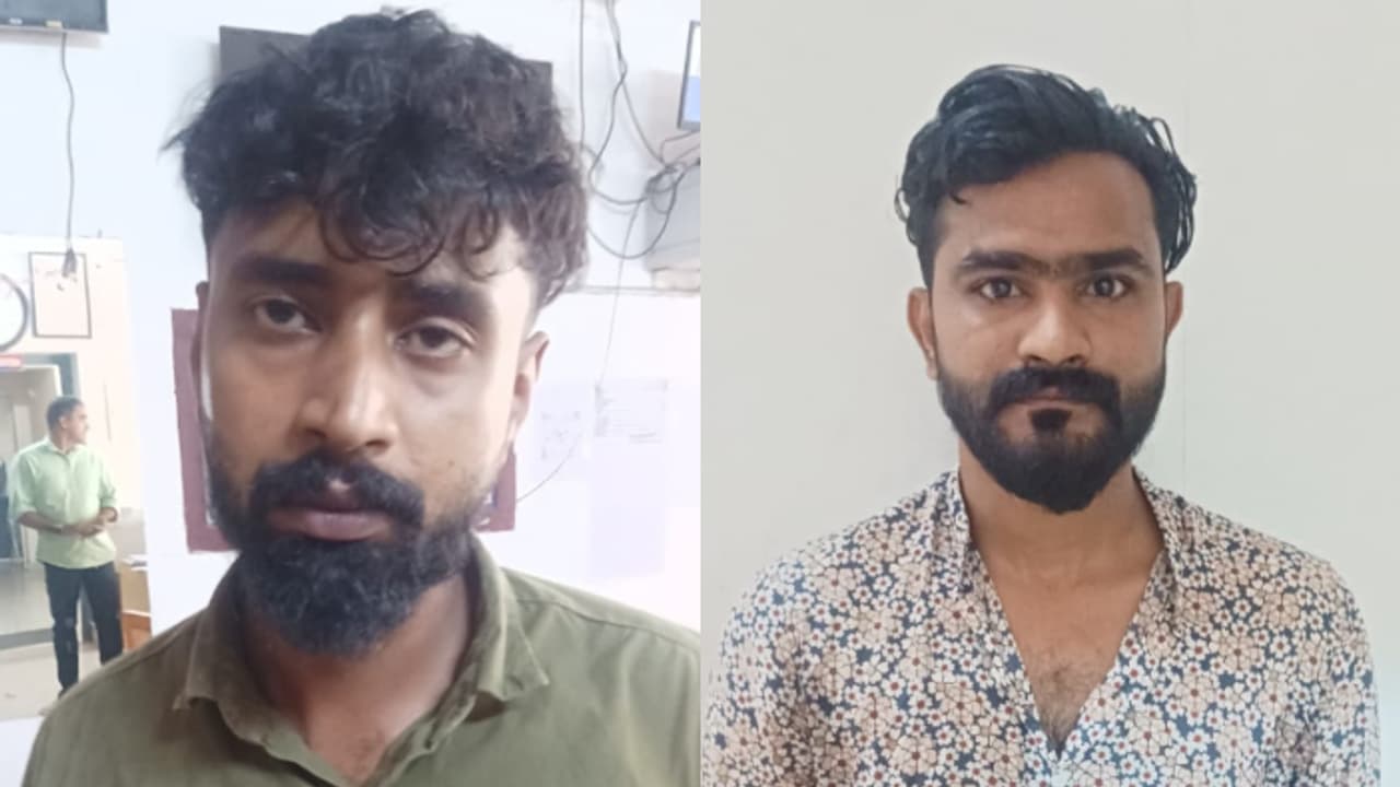 മാവൂരിലെ പൈപ്പ് ലൈൻ റോഡിലെത്തിയത് നീല കളറുള്ള 'ഹണ്ടർ' ബൈക്ക്, വയോധികയോട് ക്രൂരത കാട്ടിയവരെ കുടുക്കിയത് ഇങ്ങനെ മാവൂരിലെ പൈപ്പ് ലൈൻ റോഡിലെത്തിയത് നീല കളറുള്ള 'ഹണ്ടർ' ബൈക്ക്, വയോധികയോട് ക്രൂരത കാട്ടിയവരെ കുടുക്കിയത് ഇങ്ങനെ