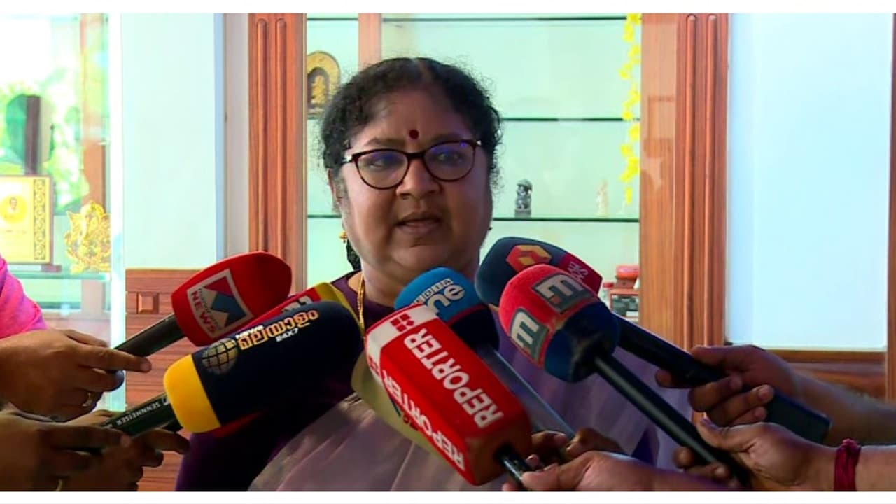 'സംസ്ഥാനത്ത് സ്വകാര്യ സർവകലാശാല അനിവാര്യം, കാലത്തിന് അനുസരിച്ചുള്ള നയം മാറ്റം': ആര്‍ ബിന്ദു