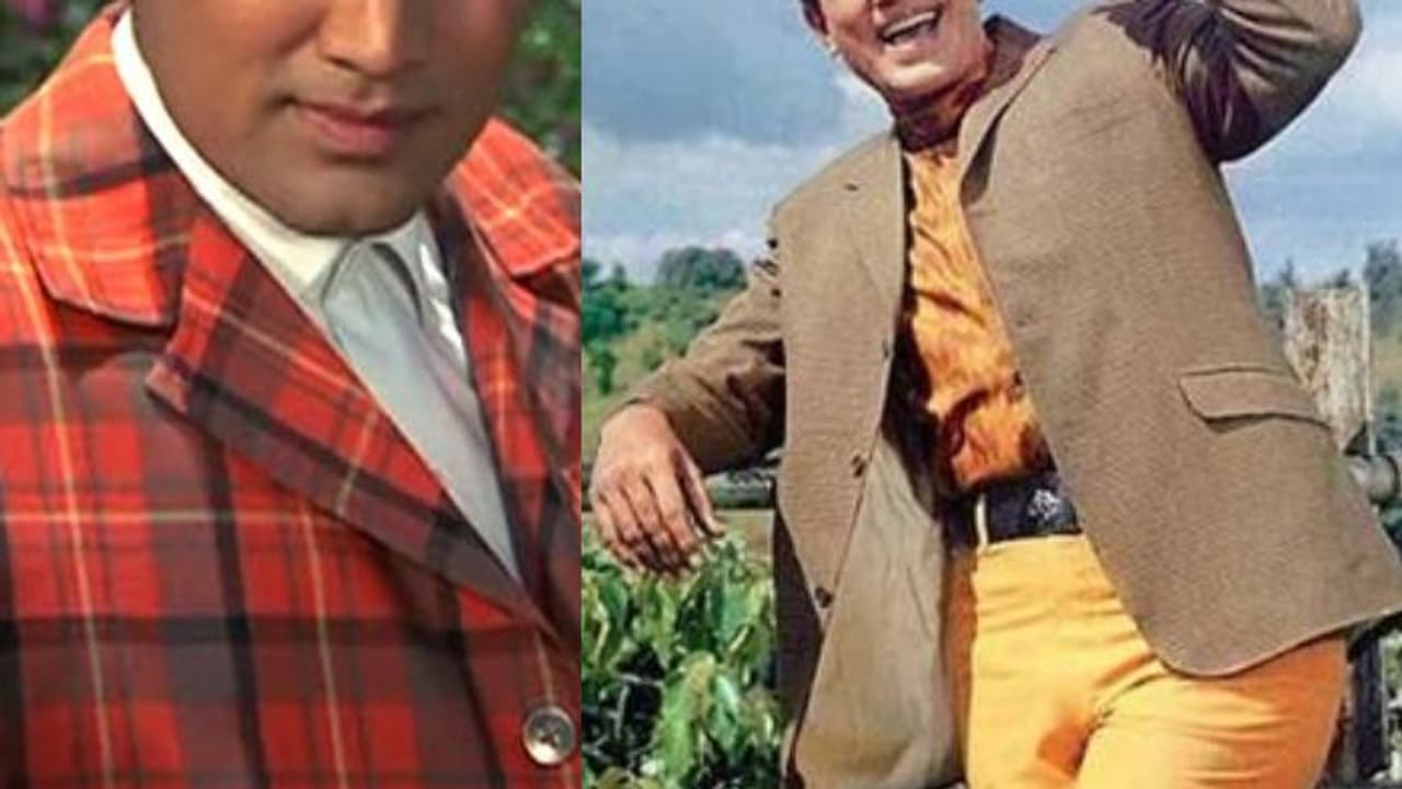 3 ವರ್ಷದಲ್ಲಿ 17 ಹಿಟ್ ಸಿನಿಮಾ; ಈ ನಟನ ಕಾರ್ ಧೂಳನ್ನ ಹಣೆಗೆ ಹಚ್ಚಿಕೊಳ್ಳುತ್ತಿದ್ರು ಮಹಿಳೆಯರು 3 ವರ್ಷದಲ್ಲಿ 17 ಹಿಟ್ ಸಿನಿಮಾ; ಈ ನಟನ ಕಾರ್ ಧೂಳನ್ನ ಹಣೆಗೆ ಹಚ್ಚಿಕೊಳ್ಳುತ್ತಿದ್ರು ಮಹಿಳೆಯರು