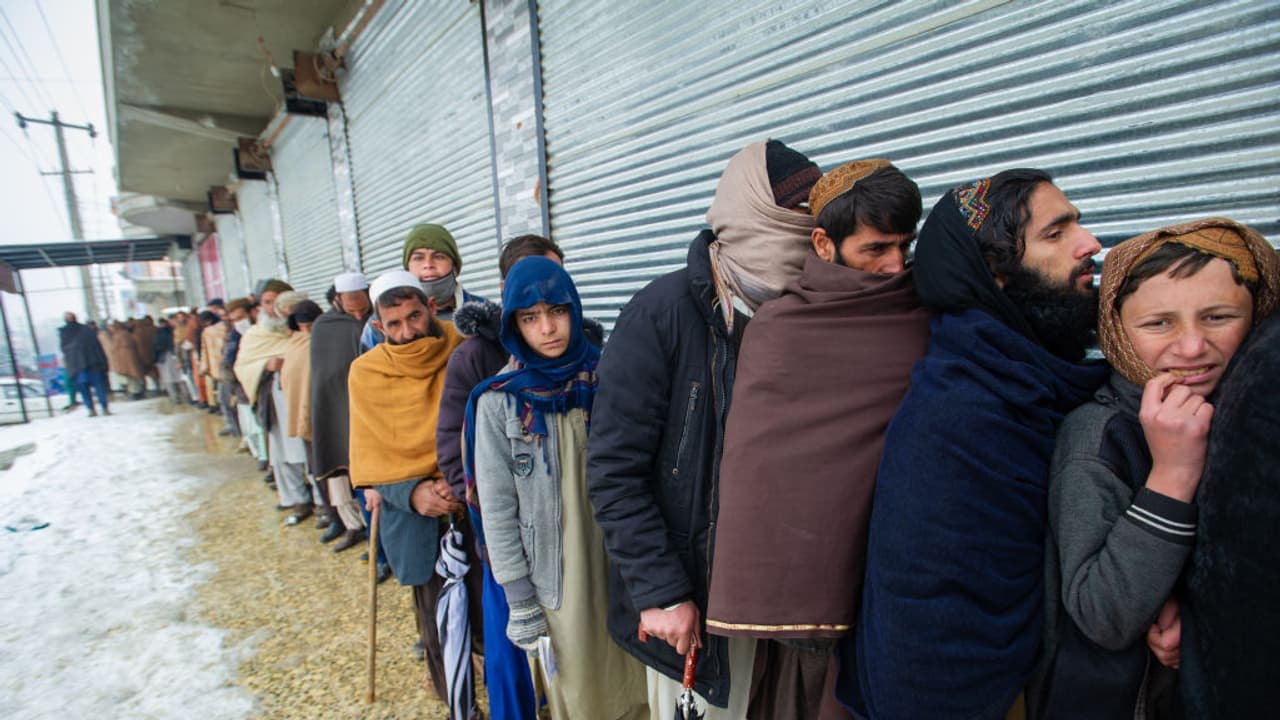 Suicide bomber kills five, injures seven outside bank in Afghanistan; Taliban security forces among victims