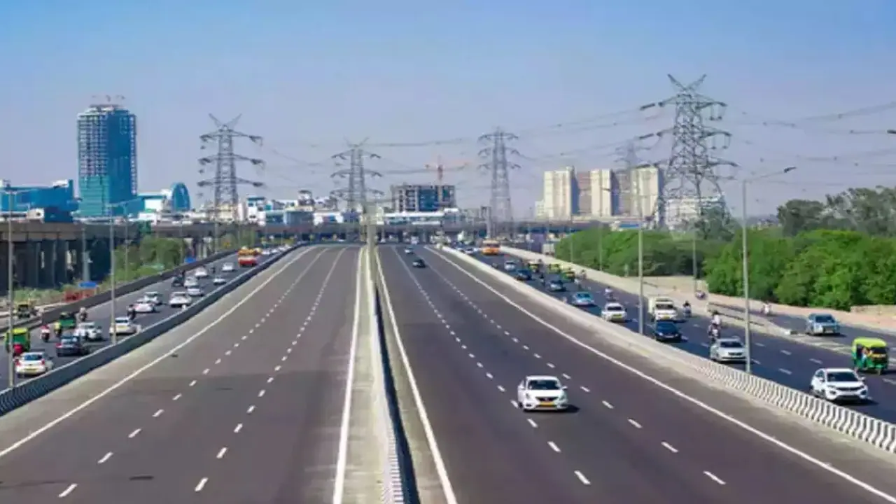 ಎಕ್ಸ್‌ಪ್ರೆಸ್‌ವೇ ಅಲ್ಲಿ ಗಾಡಿ ಕೆಟ್ಟು ನಿಂತರೂ ಬೀಳುತ್ತೆ ಫೈನ್‌, 20 ಸಾವಿರದವರೆಗೂ ದಂಡ!