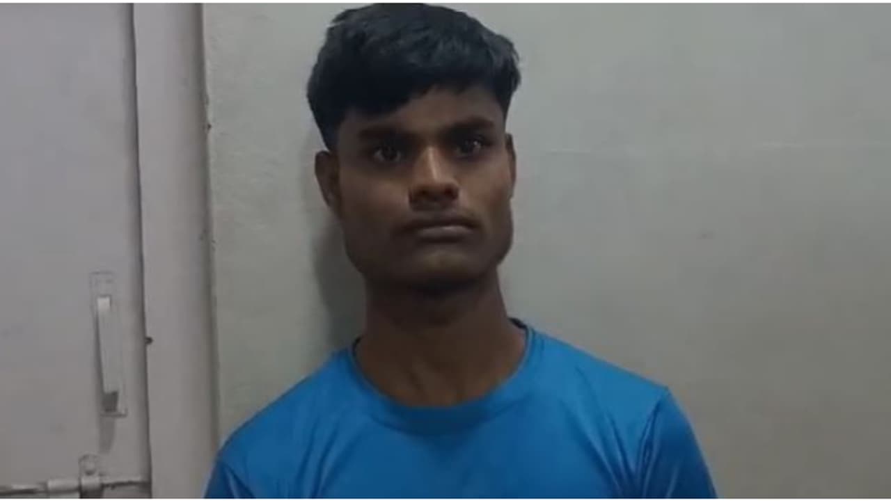 പൊലീസിനെ കണ്ട് ഓടി രക്ഷപ്പെടാൻ ശ്രമിച്ചു; രാത്രിയിൽ മയക്ക് മരുന്ന് വിൽക്കാൻ ശ്രമിച്ച യുവാവ് അറസ്റ്റിൽ പൊലീസിനെ കണ്ട് ഓടി രക്ഷപ്പെടാൻ ശ്രമിച്ചു; രാത്രിയിൽ മയക്ക് മരുന്ന് വിൽക്കാൻ ശ്രമിച്ച യുവാവ് അറസ്റ്റിൽ