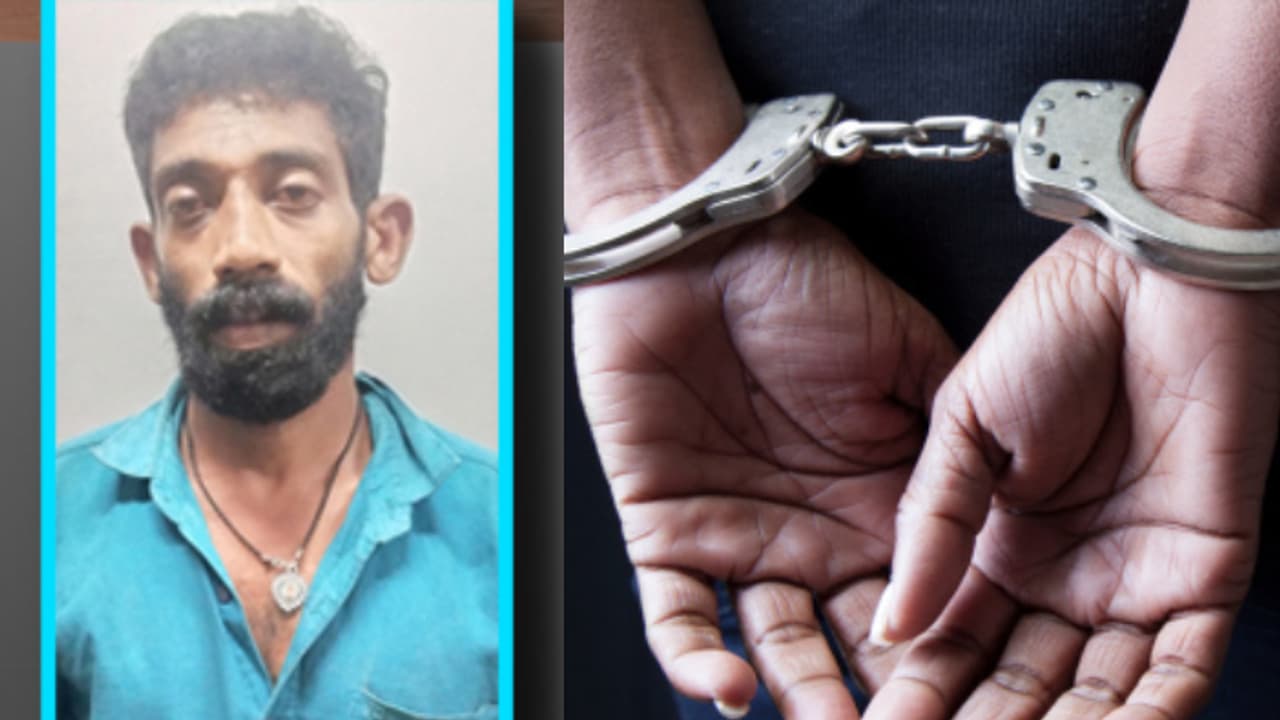 രഹസ്യ വിവരം കിട്ടിയെത്തി, കായംകുളത്ത് 43 കാരനെ പൊക്കി എക്സൈസ്; കിട്ടിയത് 1.68 ലിറ്റർ വ്യാജ മദ്യം, അറസ്റ്റിൽ രഹസ്യ വിവരം കിട്ടിയെത്തി, കായംകുളത്ത് 43 കാരനെ പൊക്കി എക്സൈസ്; കിട്ടിയത് 1.68 ലിറ്റർ വ്യാജ മദ്യം, അറസ്റ്റിൽ