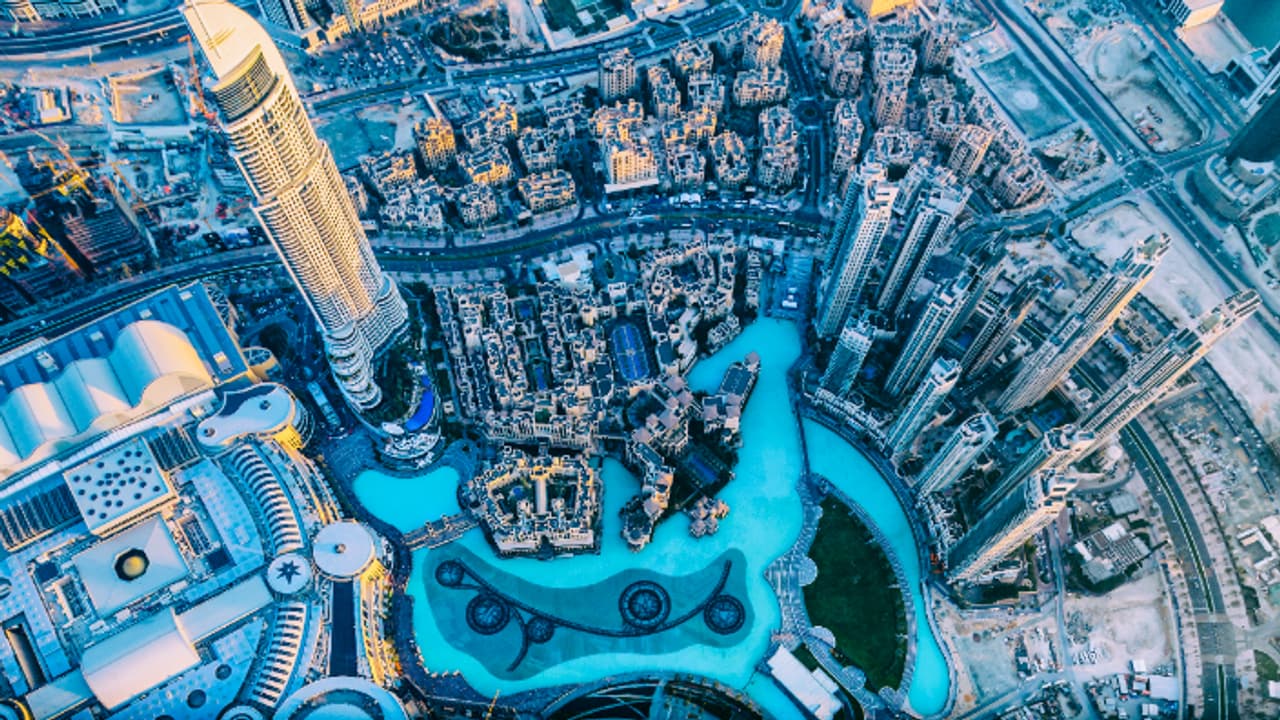 യുഎഇയിലെ 10 വർഷത്തെ ബ്ലൂ റസിഡൻസി വിസ, ആദ്യ ഘട്ടത്തിന് തുടക്കം യുഎഇയിലെ 10 വർഷത്തെ ബ്ലൂ റസിഡൻസി വിസ, ആദ്യ ഘട്ടത്തിന് തുടക്കം