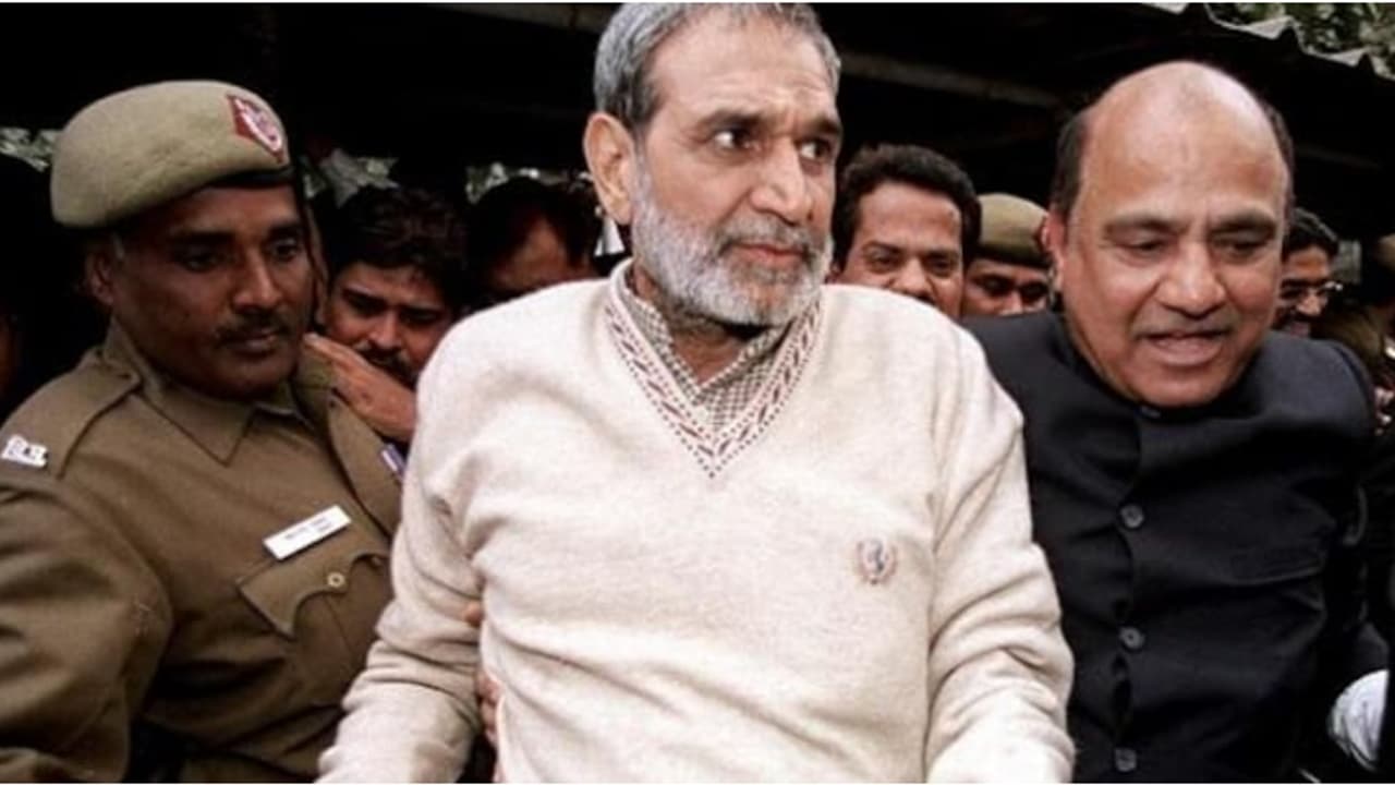 സിഖ് കലാപകേസ്; മുൻ കോൺ​ഗ്രസ് എംപി സജ്ജൻ കുമാർ കുറ്റക്കാരനെന്ന് കോടതി