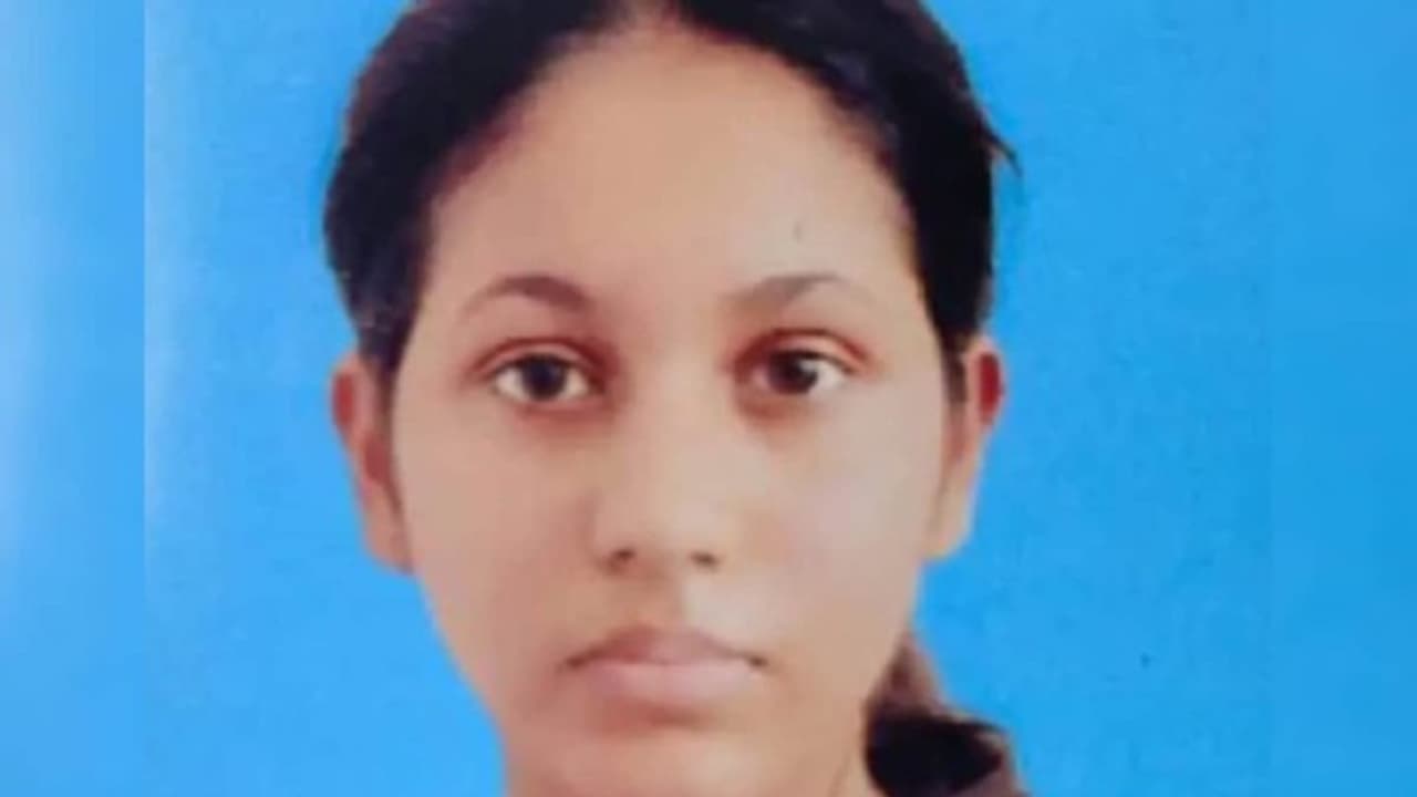 UP SHOCKER! Class 11 student fails JEE exam, dies by suicide: 'Sorry Mummy, Papa... forgive me' UP SHOCKER! Class 11 student fails JEE exam, dies by suicide: 'Sorry Mummy, Papa... forgive me'