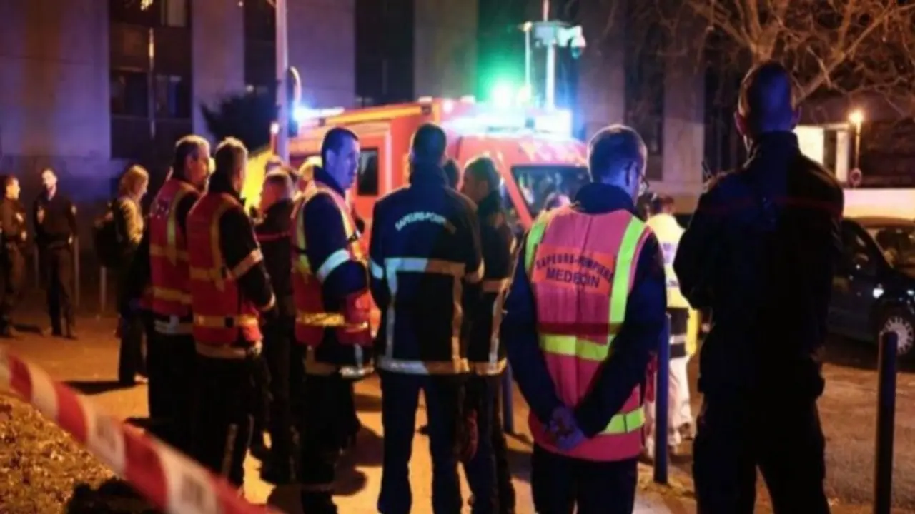 Grenade attack in French bar injures 12, hunt on for culprit