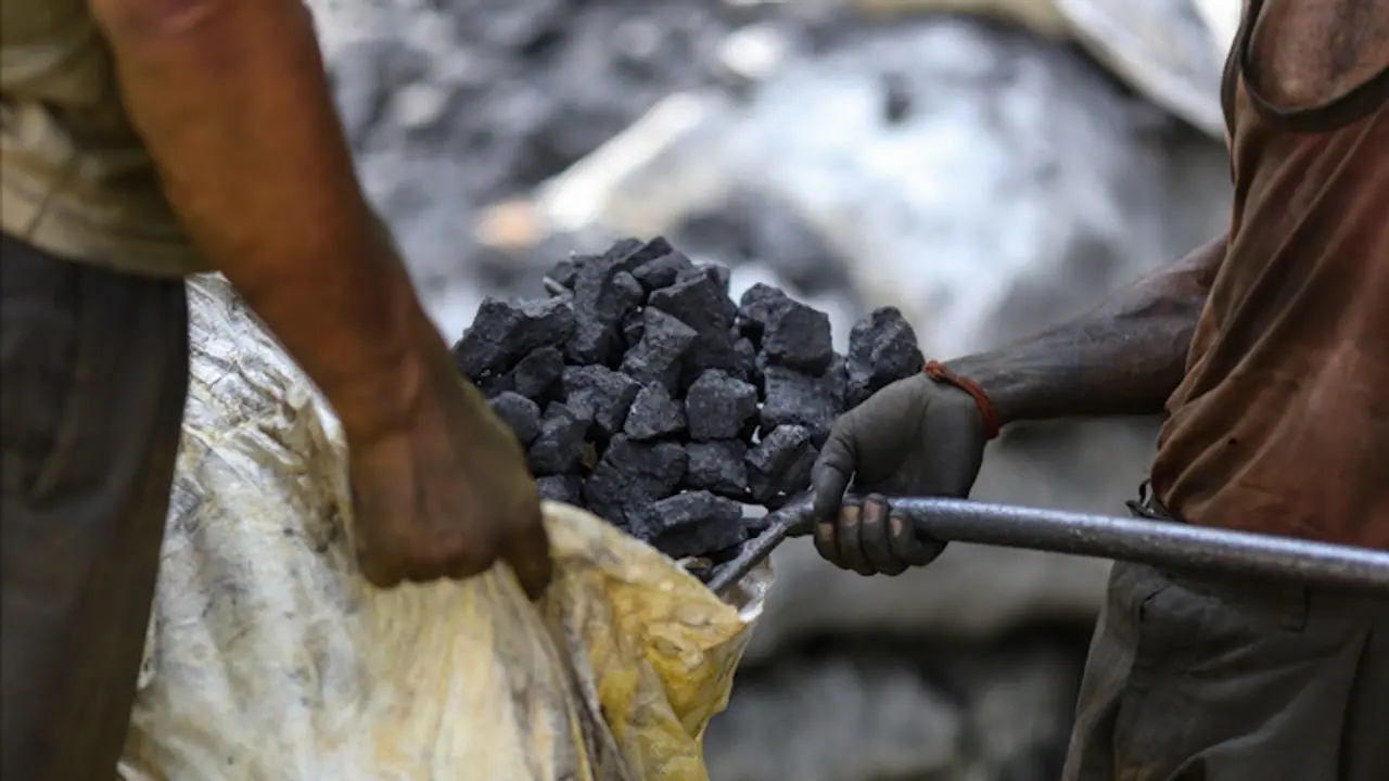 Haryana Mines & Geology Department crack down on illegal Mining: 3,900+ sites inspected, 324 vehicles seized