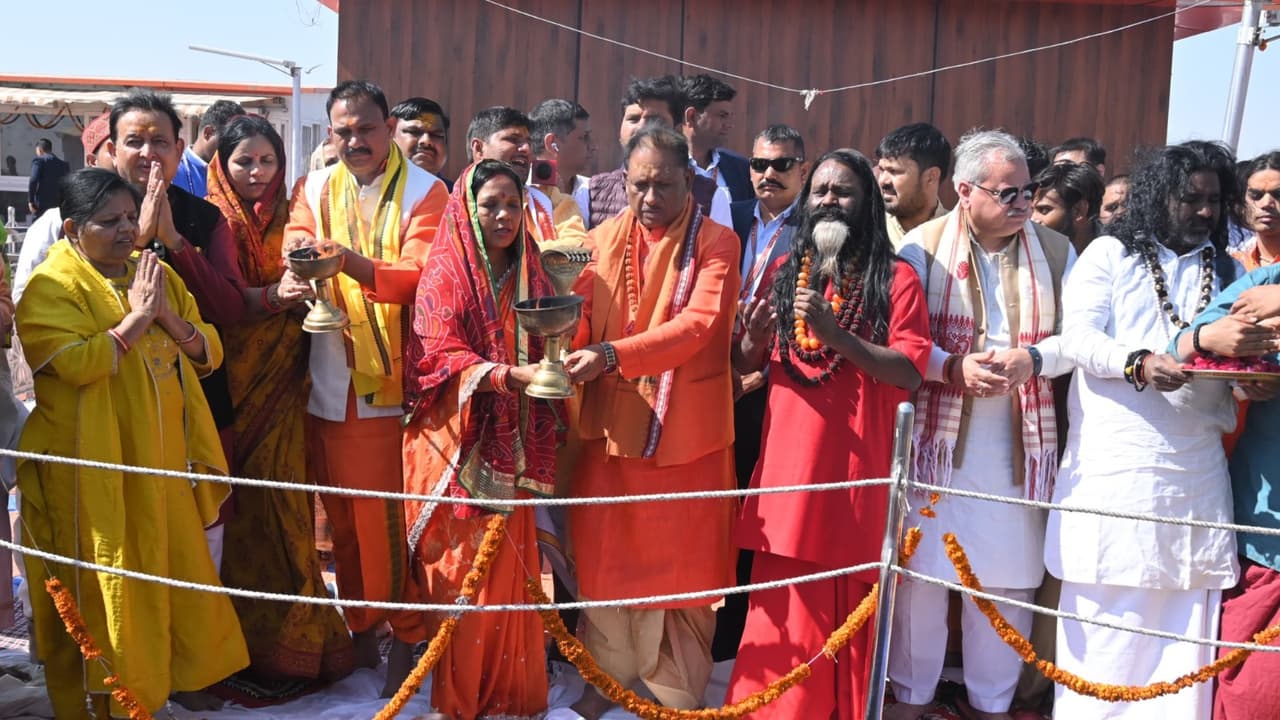 Chhattisgarh governor, CM Vishnu Deo Sai, and leaders take holy dip at Triveni Sangam