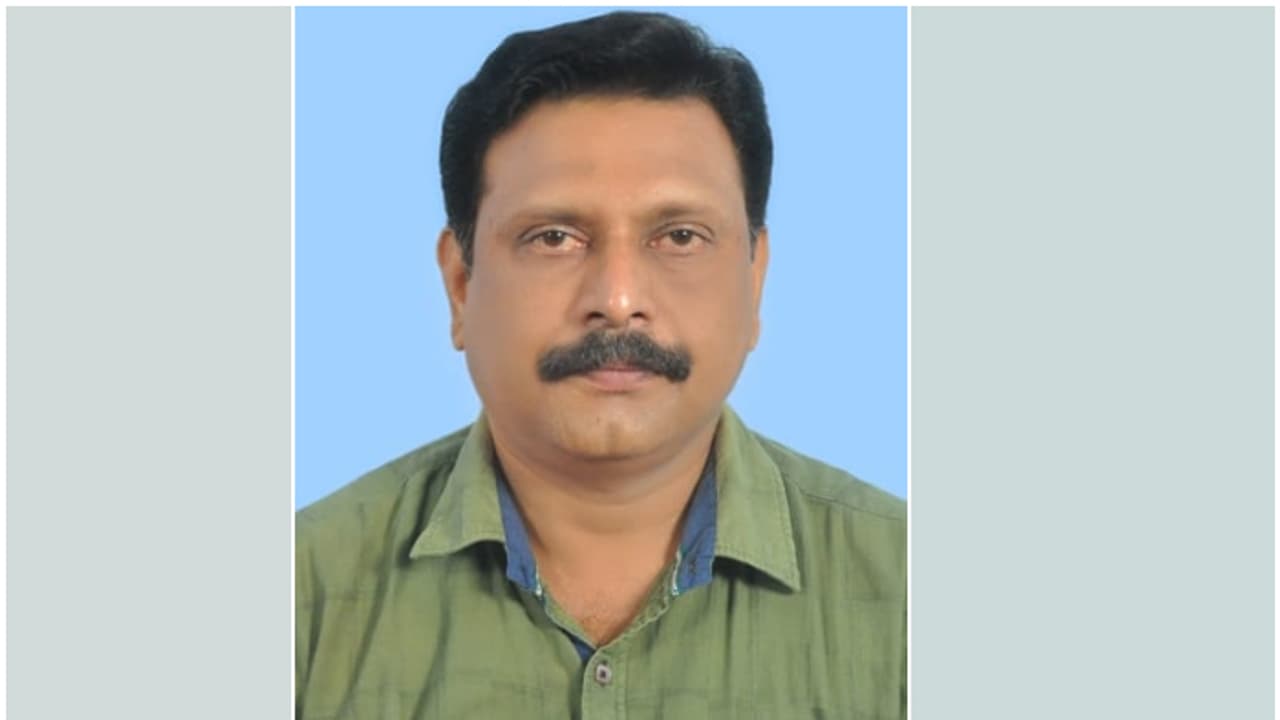 മരണത്തിലും മാതൃകാ അധ്യാപകന്‍; രാജേഷ് മാഷിന്‍റെ ഓർമകൾക്ക് മരണമില്ല, ഒരുപാട് കാലം ജീവിക്കും; 4 പേർക്ക് പുതുജീവൻ