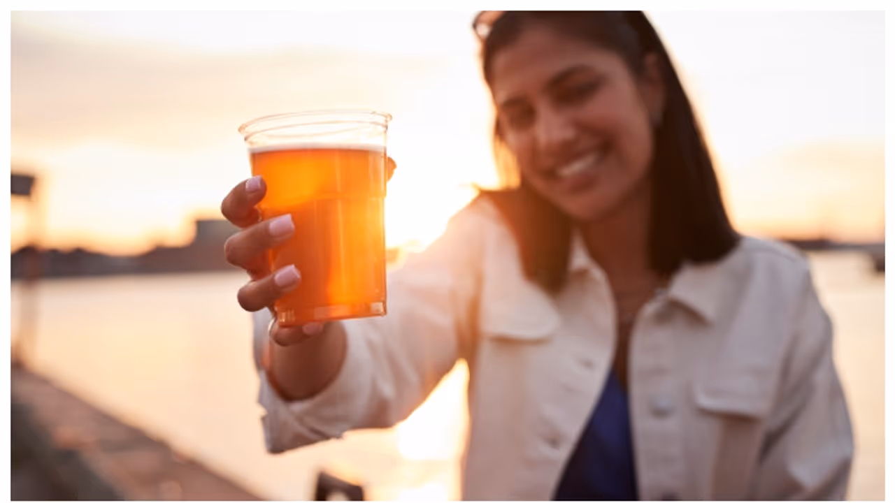 ഏറ്റവും കുടുതല് സ്ത്രീകൾ മദ്യപിക്കുന്ന ഇന്ത്യന് സംസ്ഥാനം; ചില കണക്കുകൾ അറിയാം ഏറ്റവും കുടുതല് സ്ത്രീകൾ മദ്യപിക്കുന്ന ഇന്ത്യന് സംസ്ഥാനം; ചില കണക്കുകൾ അറിയാം