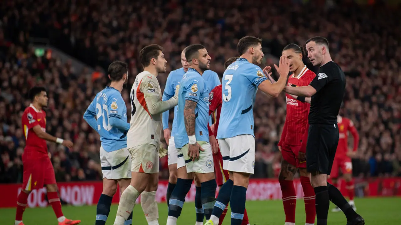 Premier League: Top 5 Moments When Referees' Decisions Stirred Controversy This Season Premier League: Top 5 Moments When Referees' Decisions Stirred Controversy This Season