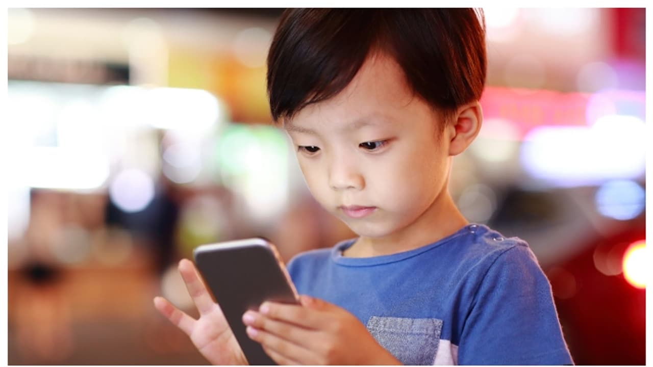 'വീട്ടില് ഒരു മോശം മനുഷ്യന്'; ഫെസ്റ്റ്വൽ കാർഡിലെ പണം എടുത്ത അച്ഛനെ കുറിച്ച് പോലീസിനോട് പരാതി പറഞ്ഞ് മകൻ 'വീട്ടില് ഒരു മോശം മനുഷ്യന്'; ഫെസ്റ്റ്വൽ കാർഡിലെ പണം എടുത്ത അച്ഛനെ കുറിച്ച് പോലീസിനോട് പരാതി പറഞ്ഞ് മകൻ