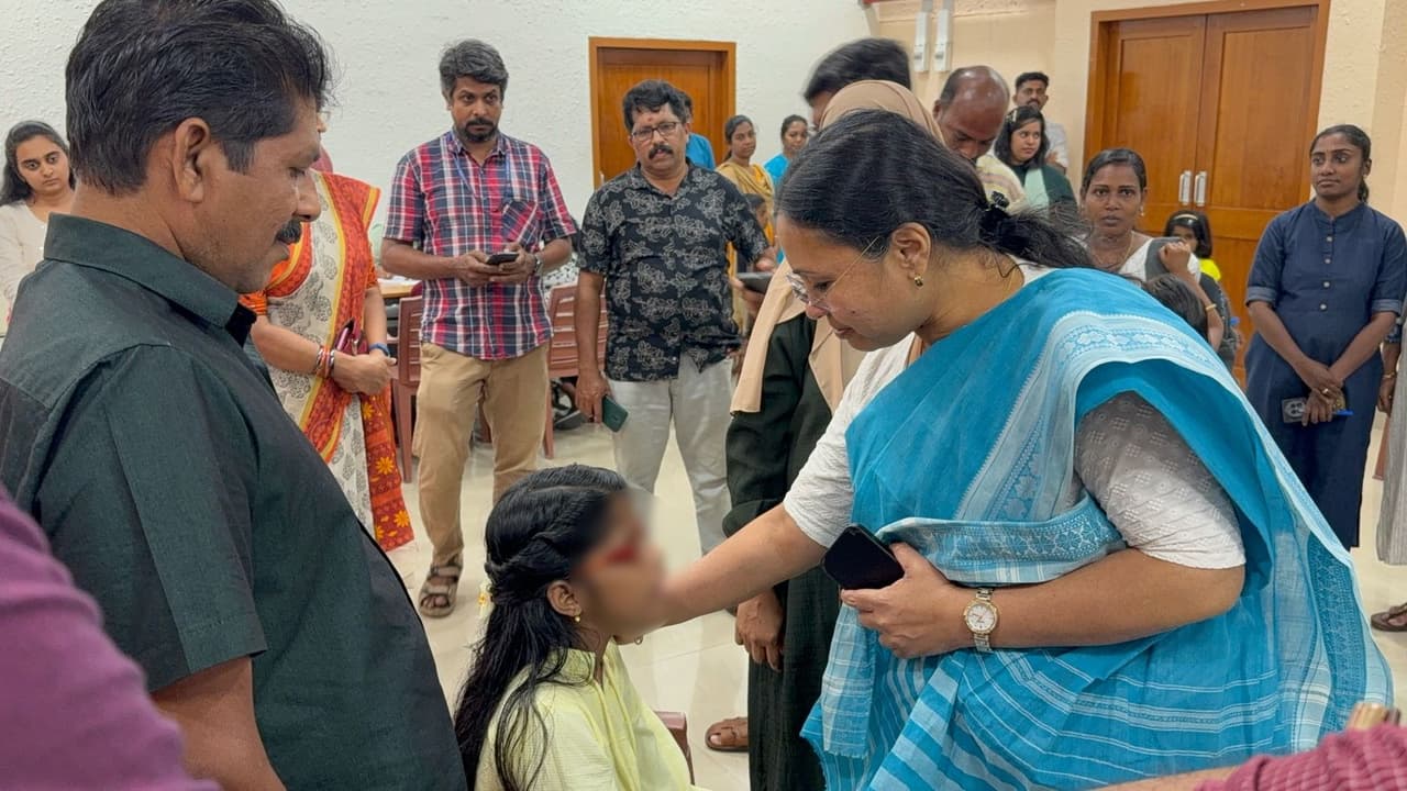 ലൈസോസോമല് രോഗം ബാധിച്ച കുഞ്ഞുങ്ങള്ക്ക് പ്രത്യേക മെഡിക്കല് ക്യാമ്പ് സംഘടിപ്പിച്ചു ലൈസോസോമല് രോഗം ബാധിച്ച കുഞ്ഞുങ്ങള്ക്ക് പ്രത്യേക മെഡിക്കല് ക്യാമ്പ് സംഘടിപ്പിച്ചു